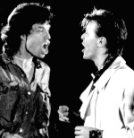 David Bowie junto a Mick Jagger - musicos
